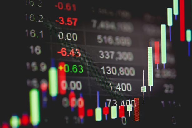 日経平均が反発　内需買い戻しも米通商政策が懸念材料に